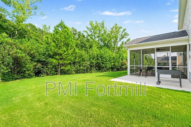 Building Photo - 2218 Idol Rock Dr