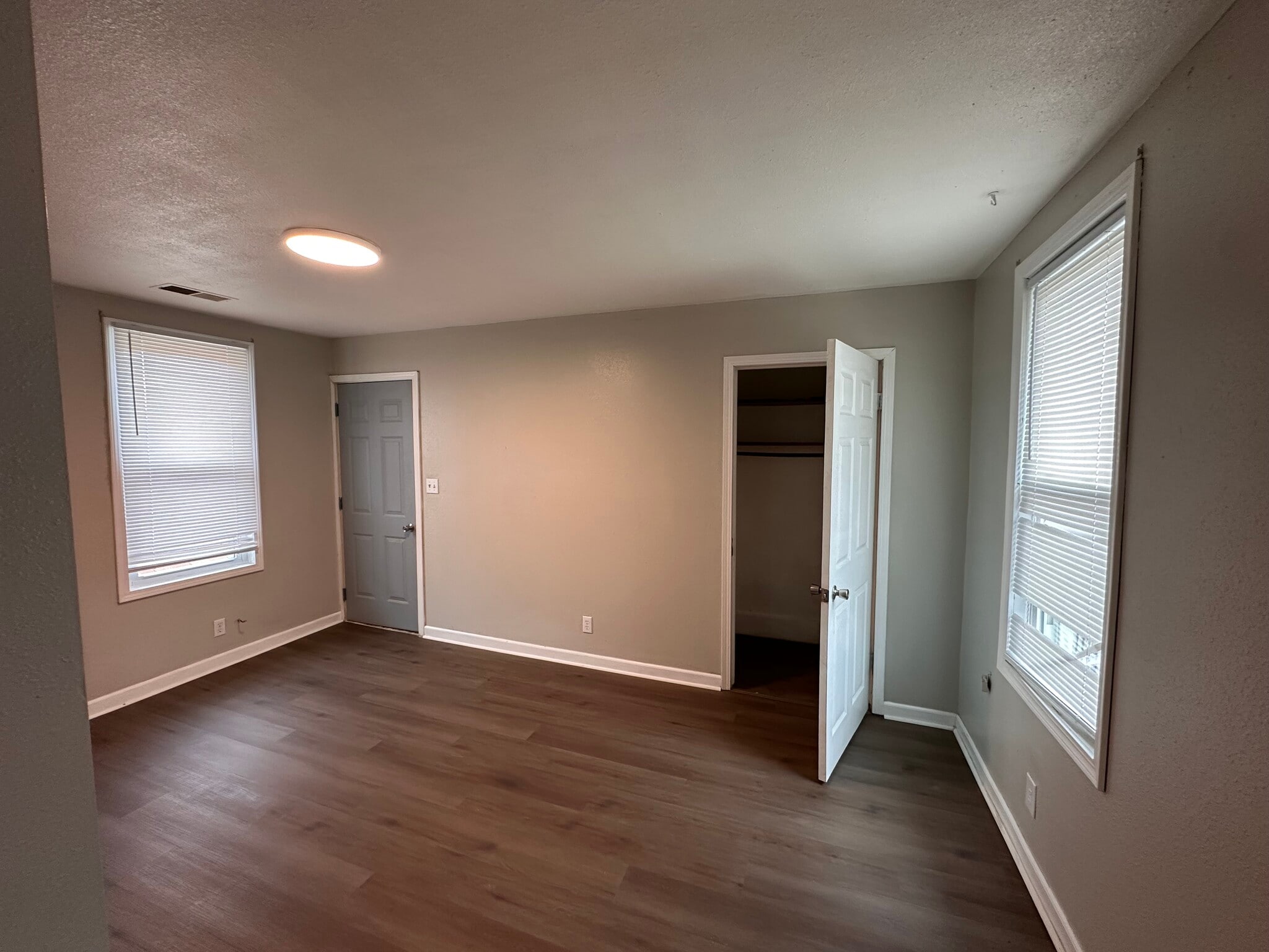 Building Photo - 2164 Jackson St