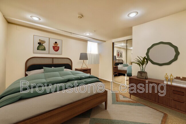 Building Photo - 867 N Ogden St