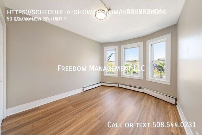 Building Photo - 50 1/2 Common St-Unit 3