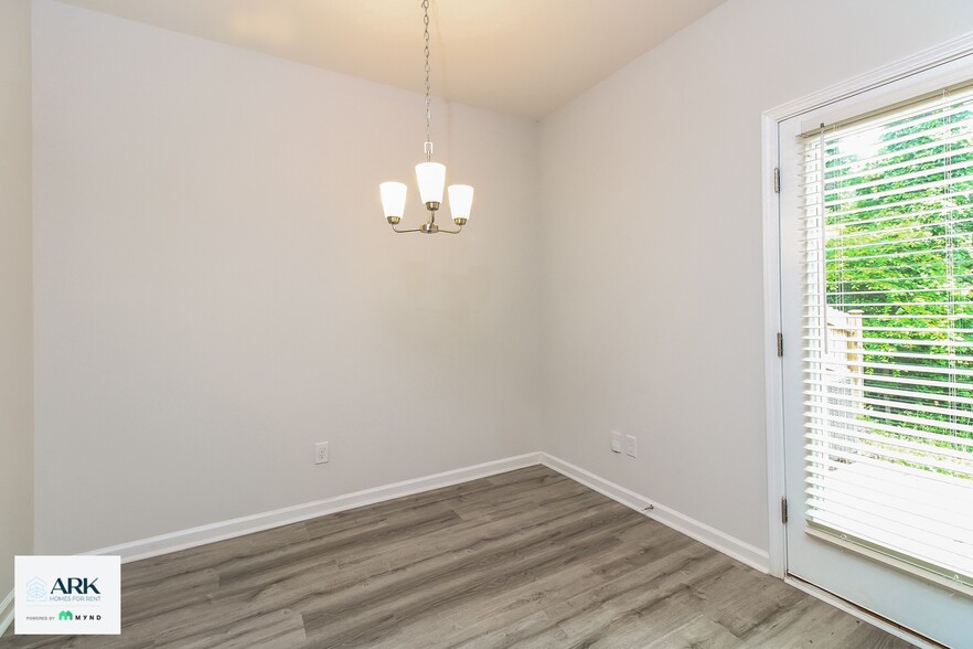 Building Photo - 339 Northwood St