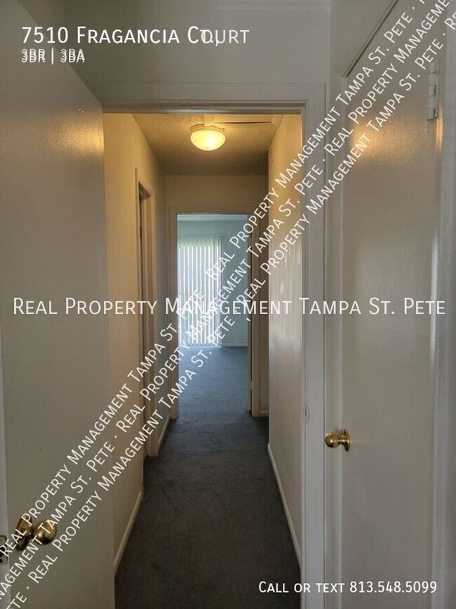Building Photo - 7510 Fragancia Ct
