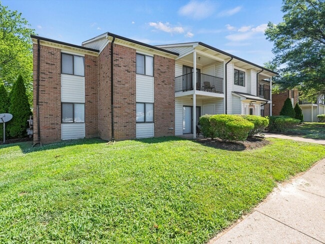 Building Photo - Castle Schools*********Affordable**********Newburgh Indiana 2 Bedroom