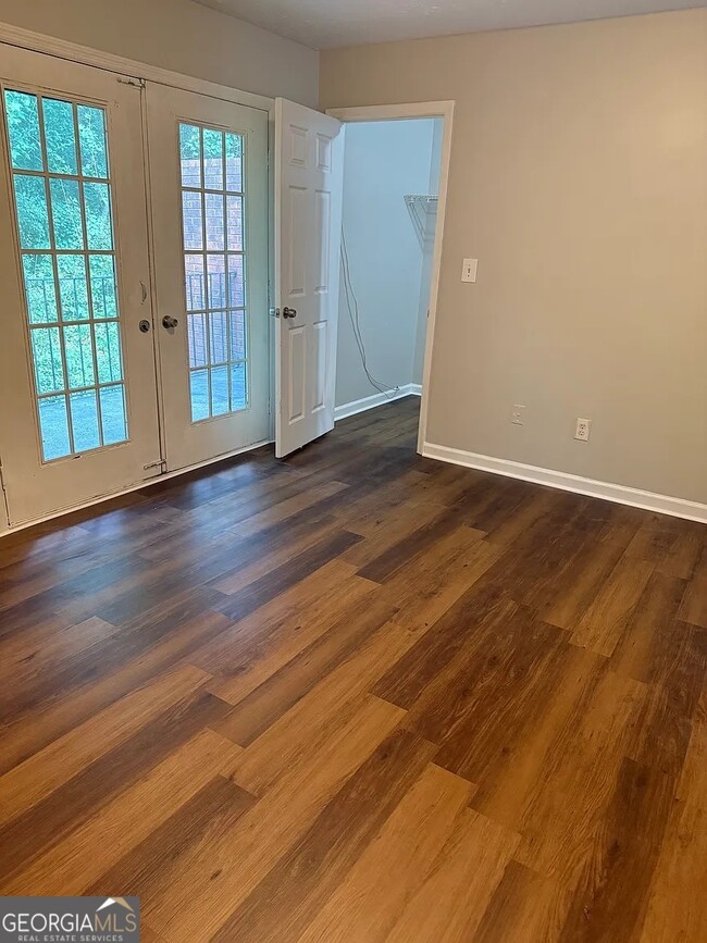 Building Photo - 4534 Golf Vista Cir