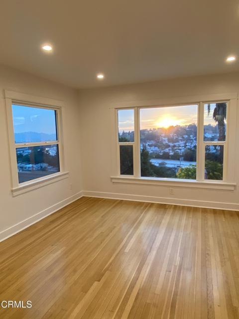 Building Photo - 4036 W Ave 42