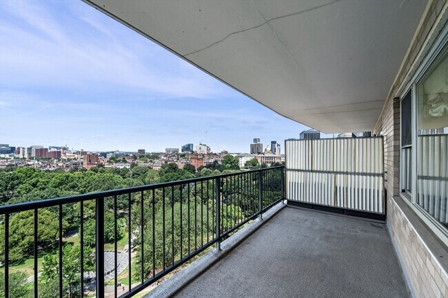 Building Photo - 151 Tremont St