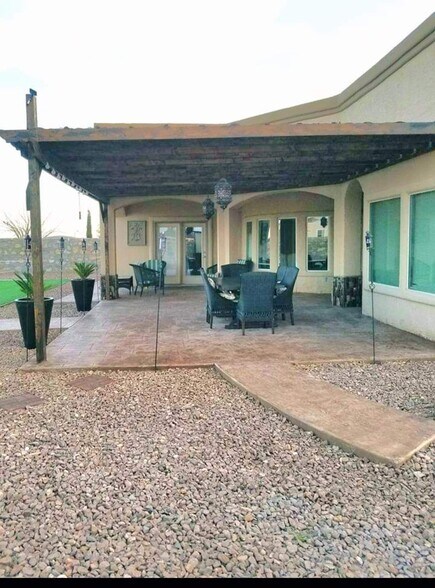 Building Photo - 13418 Emerald Tide Way