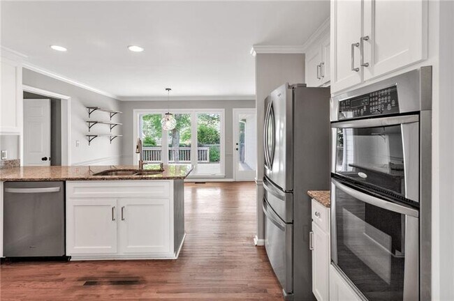 Building Photo - 185 Glenclairn Ct