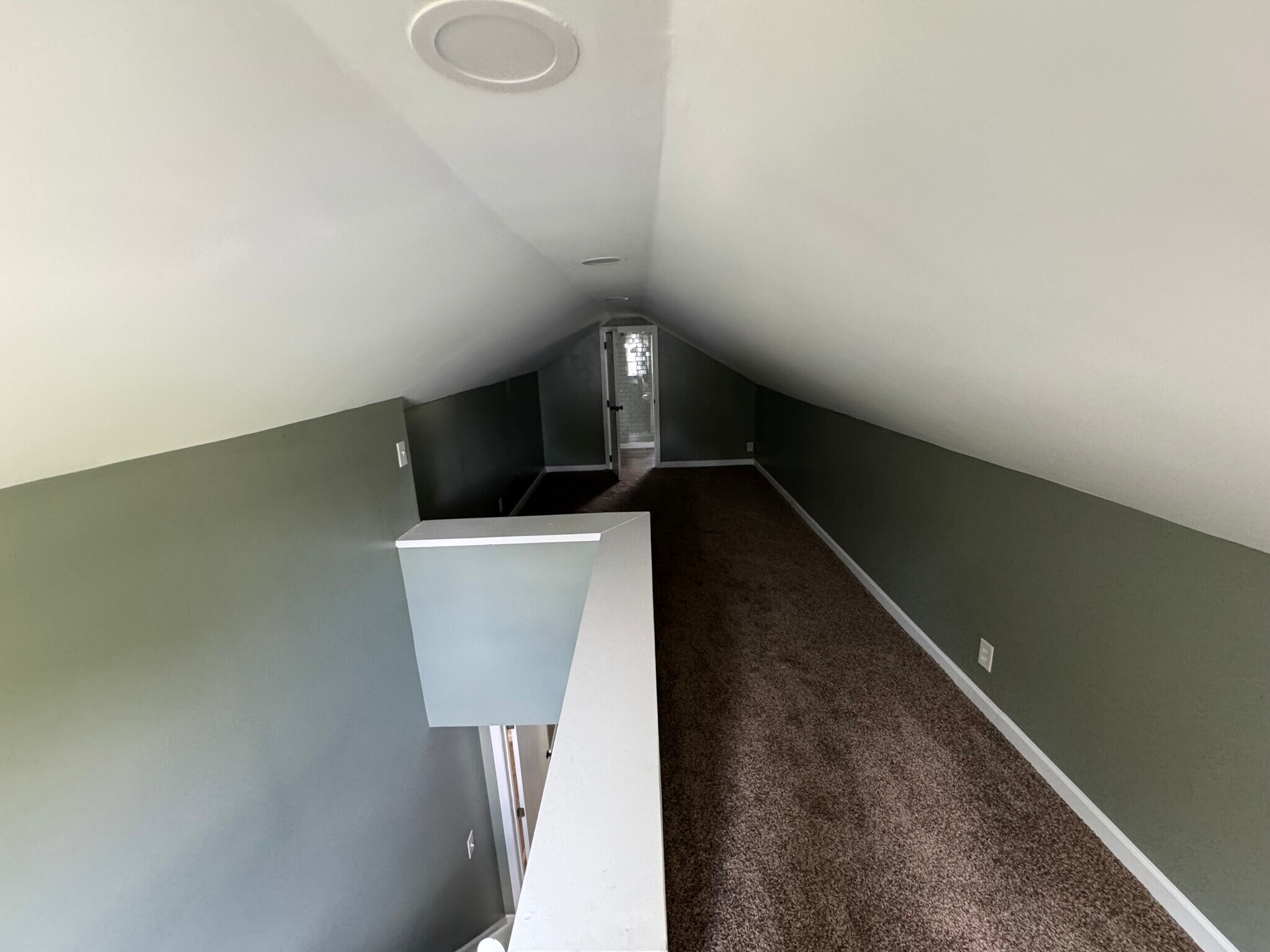 Building Photo - 1027 Morgan Ross Rd