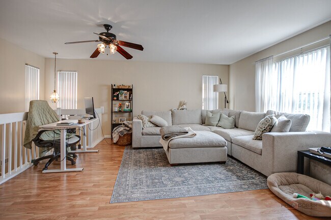 Building Photo - 1401 Orleans Dr