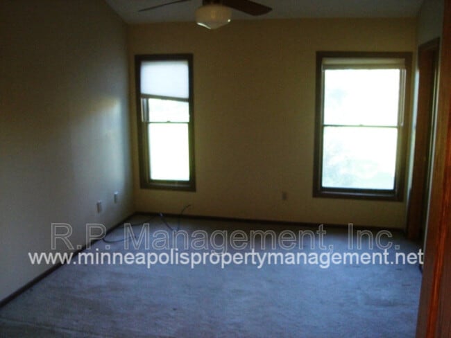 Building Photo - 14345 Bedford Dr
