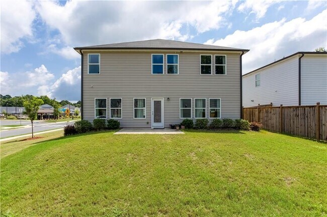 Building Photo - 607 Runnel Dr