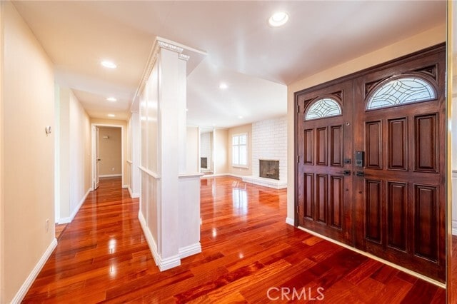 Building Photo - 157 Christina St