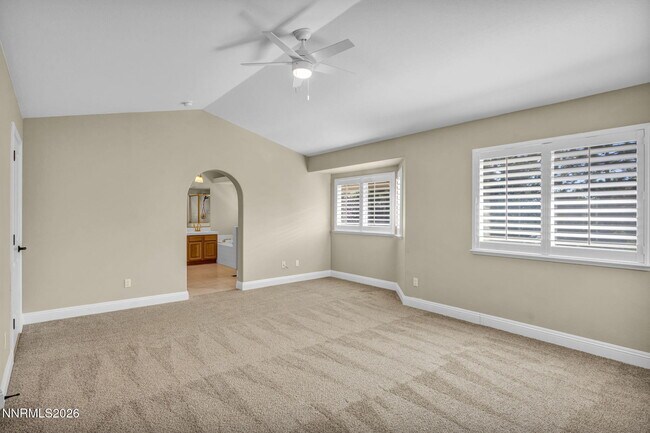 Building Photo - 6490 Brookview Cir
