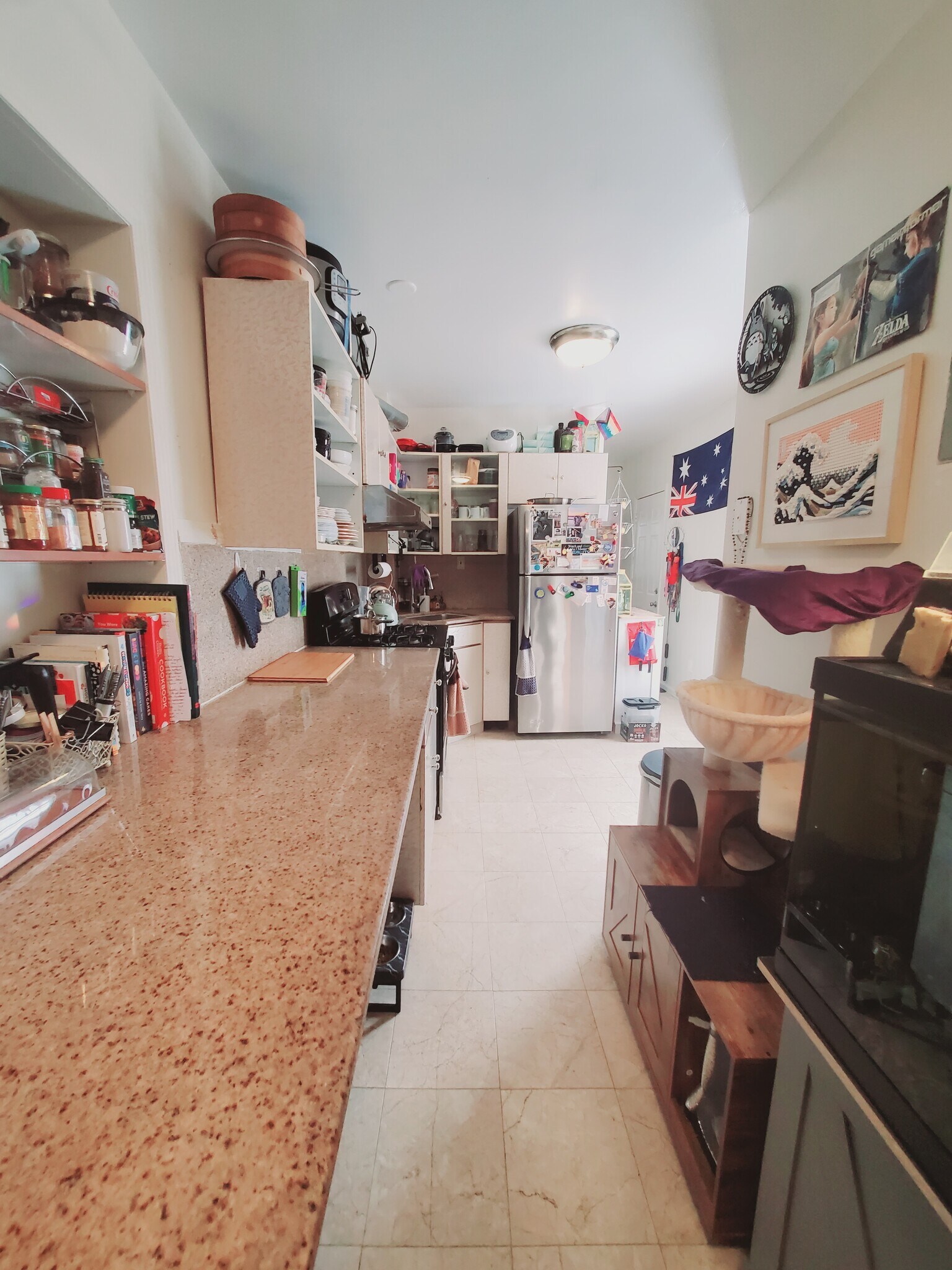 Building Photo - 25 Main St