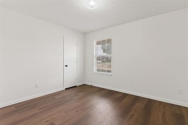 Building Photo - 9704 George Washington Dr