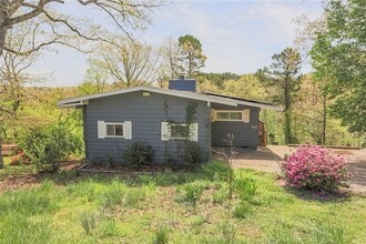 Building Photo - 42 Hope Dr