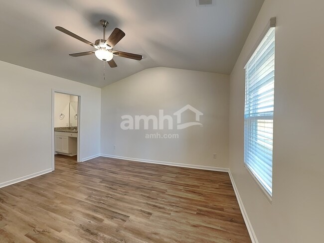 Building Photo - 1378 John Swann St