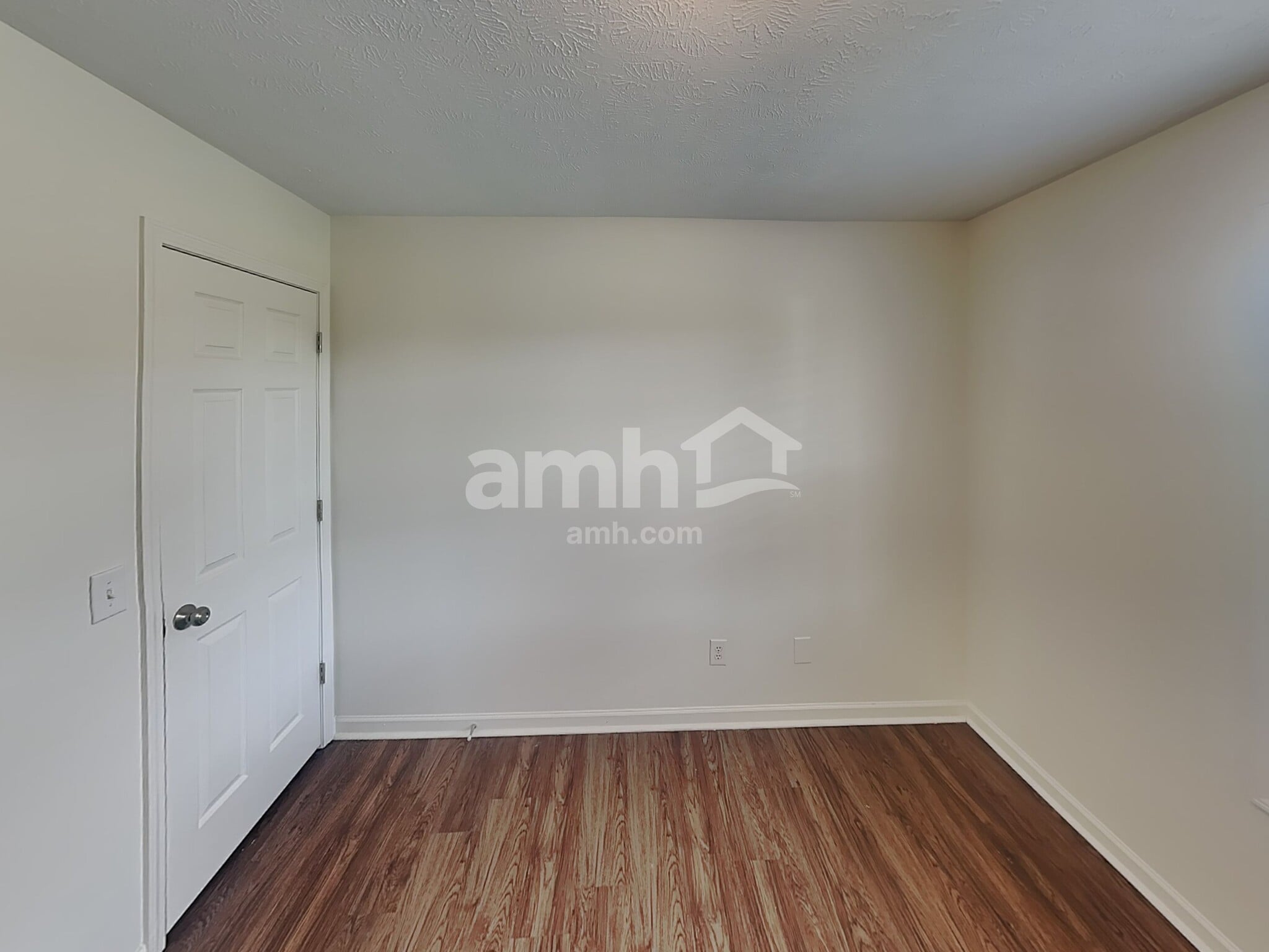 Building Photo - 4020 Snowbird Dr