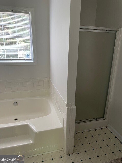 Building Photo - 20 Bridgewater Dr