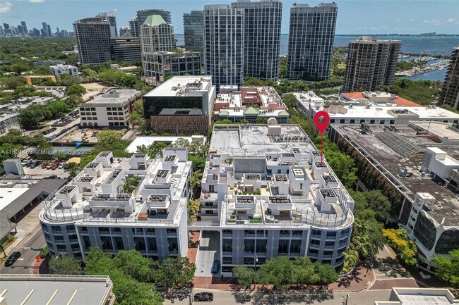 Building Photo - 3339 Virginia St