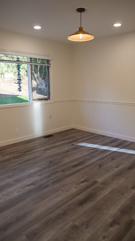 Building Photo - 1525 Ivy Ct