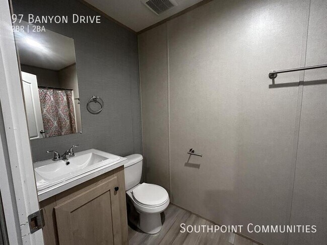 Building Photo - 97 Banyon Dr