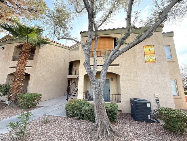 Building Photo - 7885 W Flamingo Rd