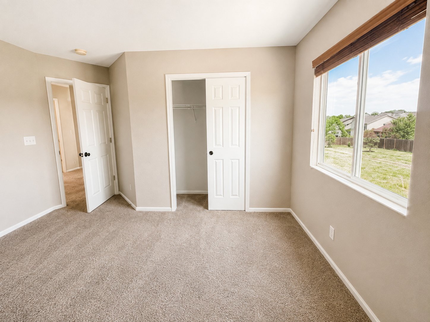 Building Photo - 6934 Harrier Dr