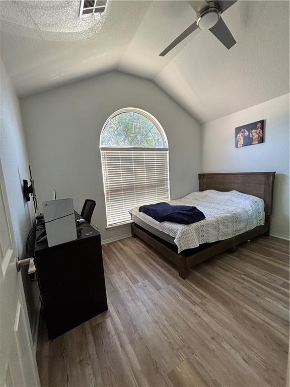 Building Photo - 431 Spicewood Trail