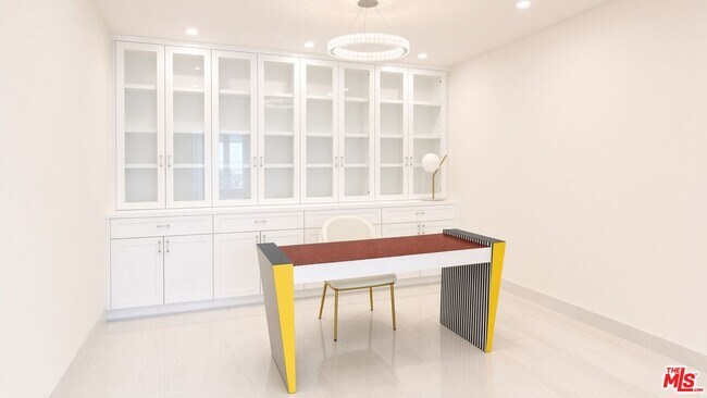 Building Photo - 18222 Coastline Dr