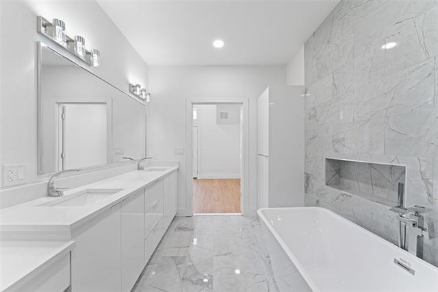 Building Photo - 2513 Crossman Ave