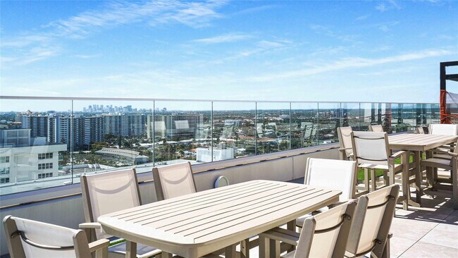 Building Photo - 4020 Galt Ocean Dr