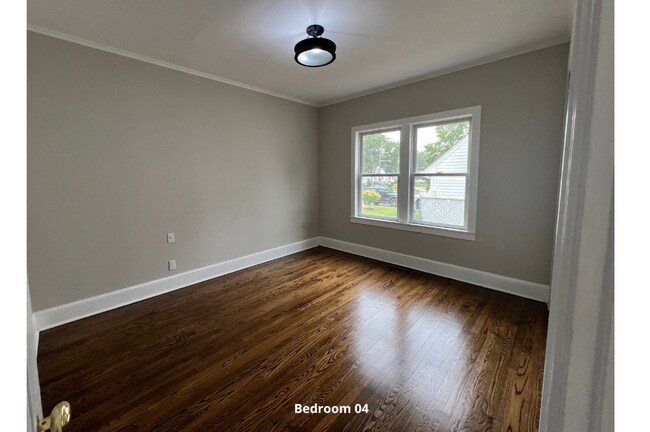 Building Photo - 310 Fishel Ave