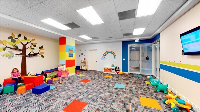 Building Photo - 801 Brickell Key Blvd