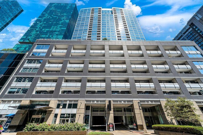 Building Photo - 240 E Illinois St