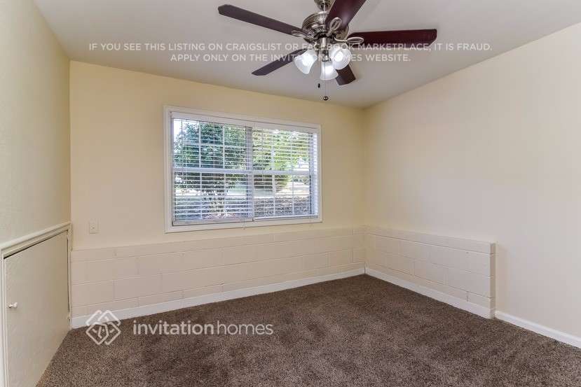 Building Photo - 321 Honeysuckle Terrace