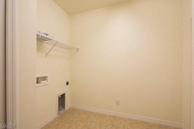 Building Photo - 3005 NW 41st Pl