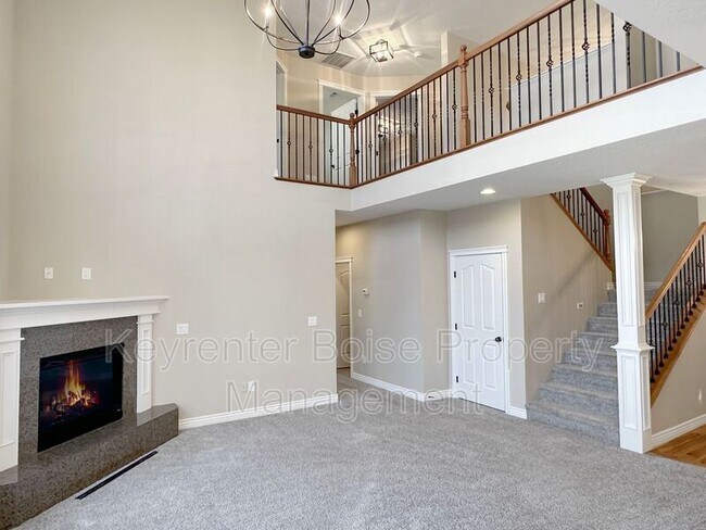 Building Photo - 538 E Halpin Dr