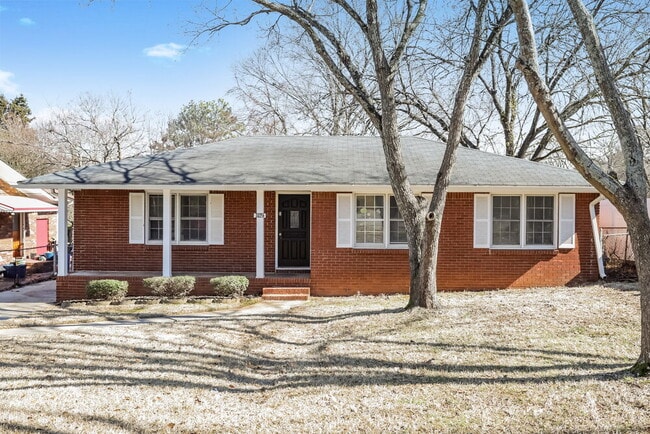 Building Photo - 3276 Elm St