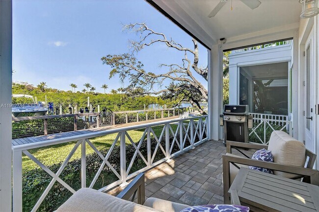 Building Photo - 620 Inlet Waters Cir