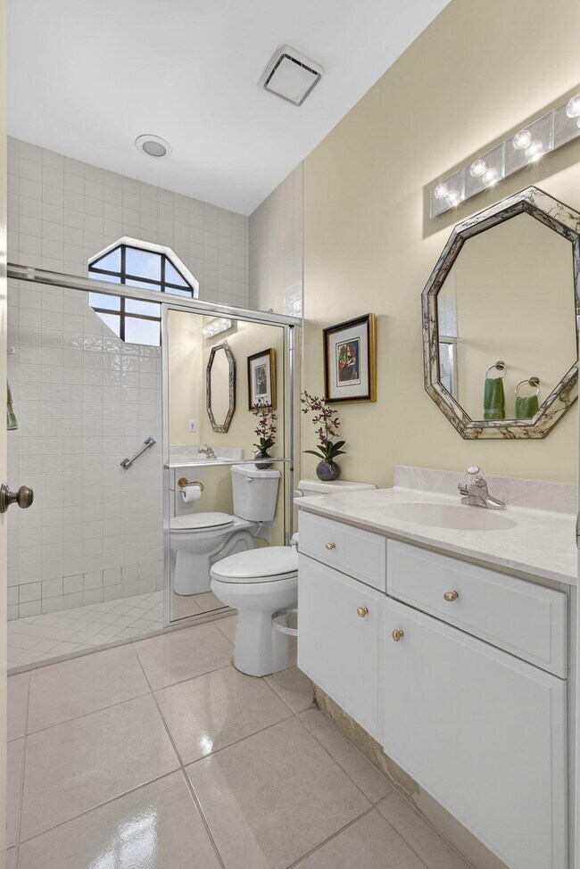 Building Photo - 4548 Barclay Fair Way