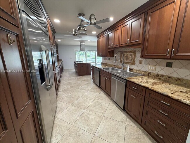 Building Photo - 4348 S Atlantic Cir
