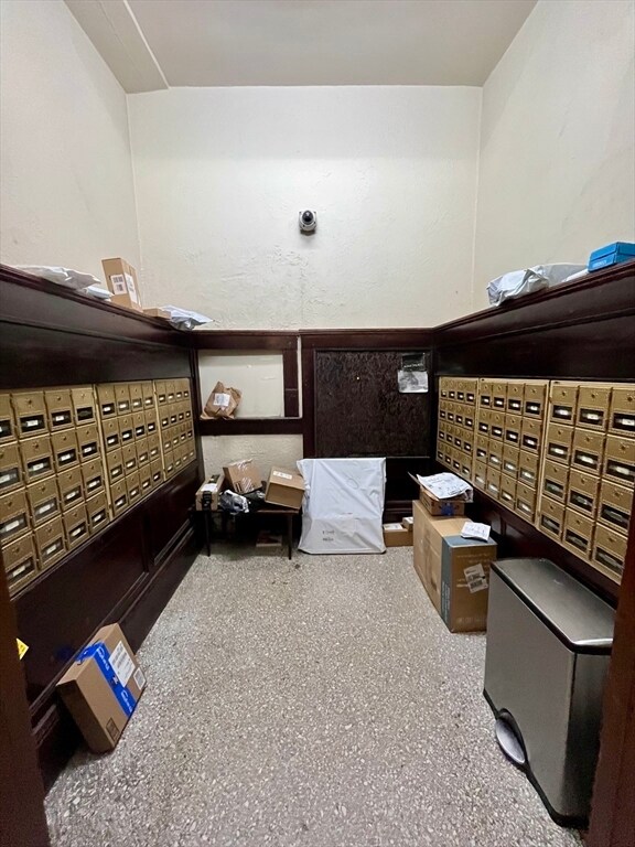 Building Photo - 8 Garrison St