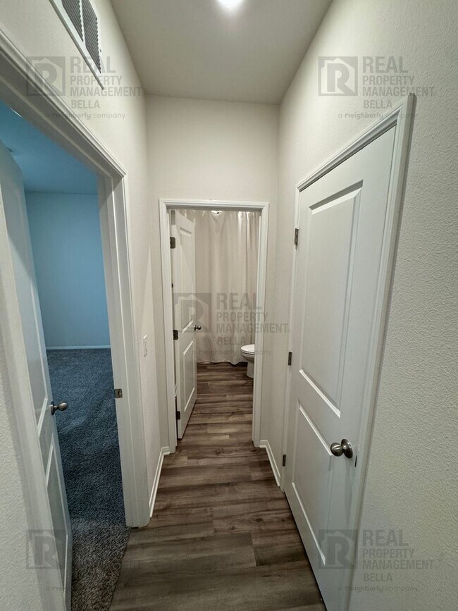 Building Photo - Gorgeous Menifee Pool Home with Downstairs...