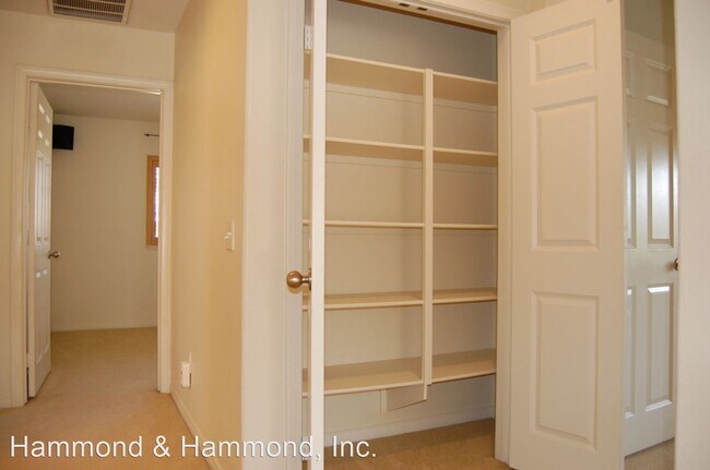 Building Photo - 5 br, 3.5 bath House - 21826 Delany Ln.