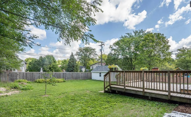 Building Photo - East Grand Rapids Gem: 4-Bedroom, 2-Bath U...
