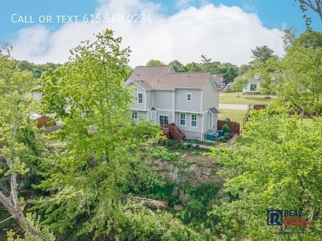 Building Photo - 141 Rivergate Dr