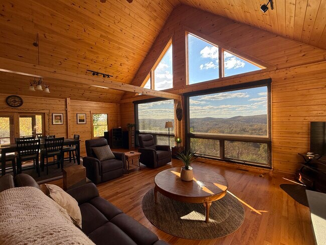 Building Photo - 570 Long Mountain Rd