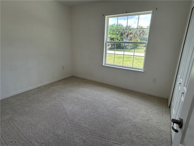 Building Photo - 8046 104th Ct
